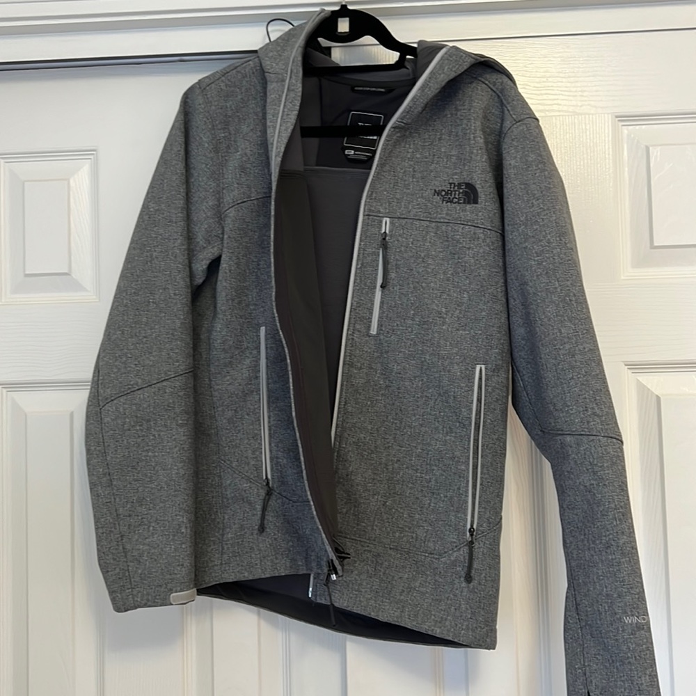 The North Face Windwall Jacket size Small